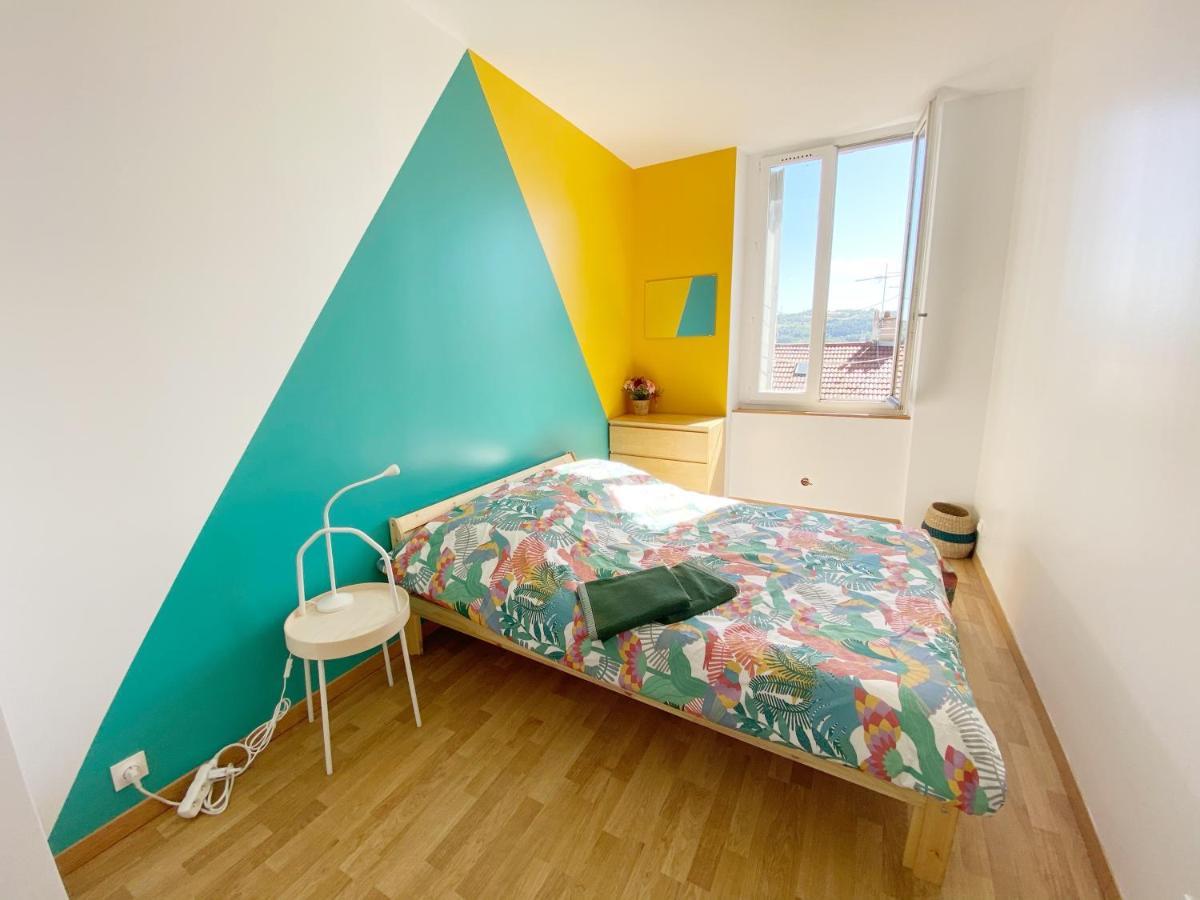 22 Chic & Cosy Grand Appart 92M2 Parking Gratuit Hypercentre Netflix Saint-Etienne  Exterior photo