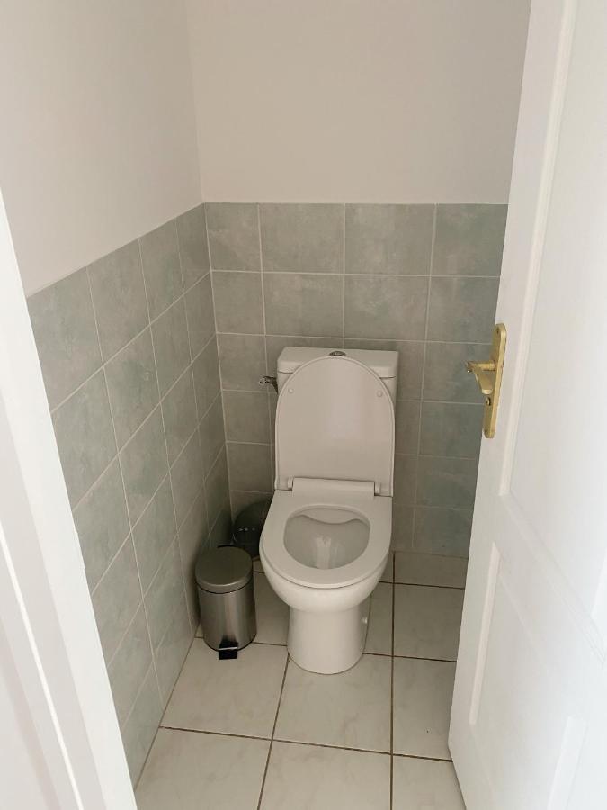 22 Chic & Cosy Grand Appart 92M2 Parking Gratuit Hypercentre Netflix Saint-Etienne  Exterior photo