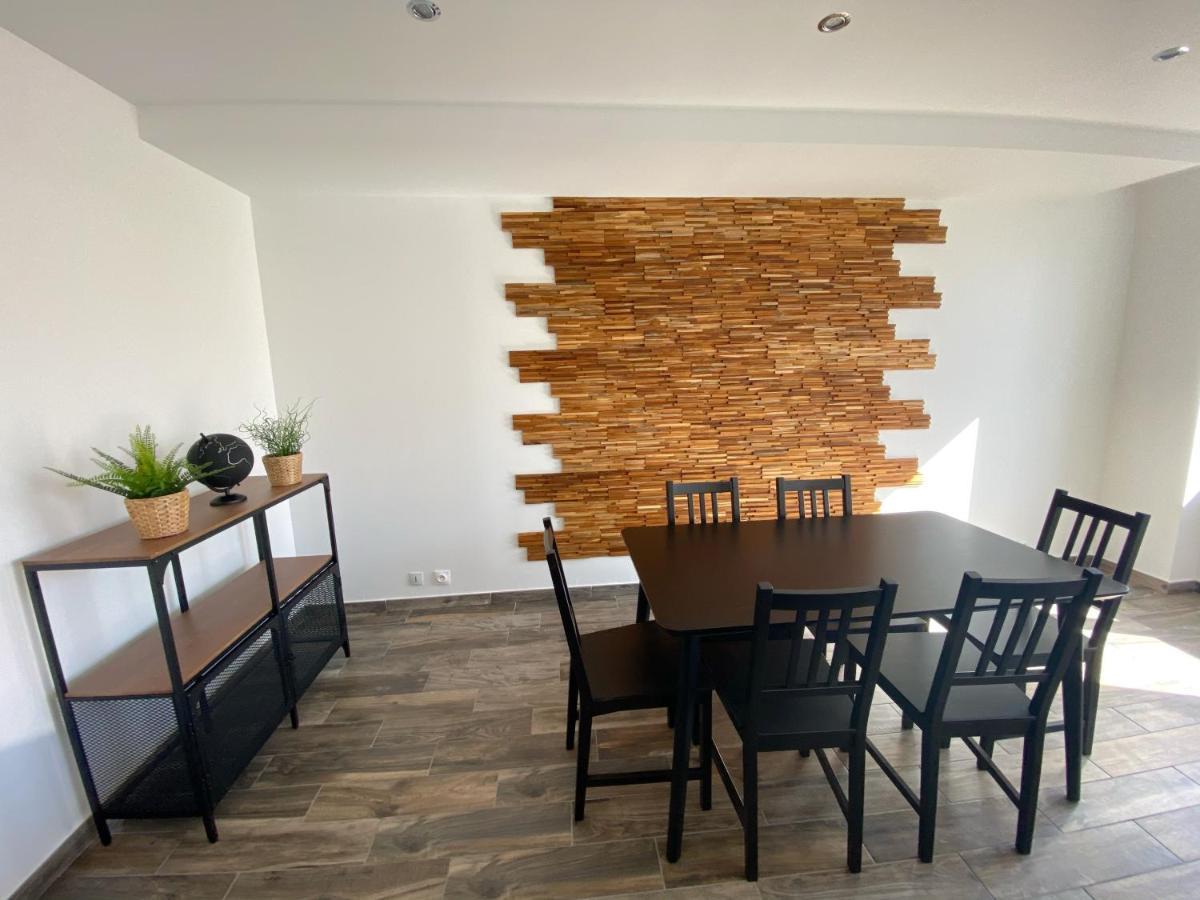 22 Chic & Cosy Grand Appart 92M2 Parking Gratuit Hypercentre Netflix Saint-Etienne  Exterior photo